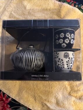 Black and White Ceramic Tea Set - 5 Piece